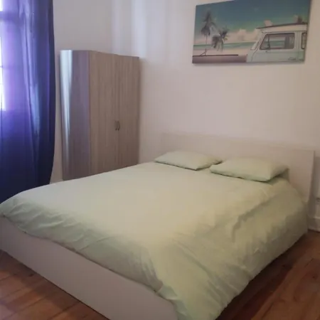בית הארחה Lisbon Guesthouse 2*