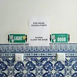 Lisbon Guesthouse 招待所 Lisboa
